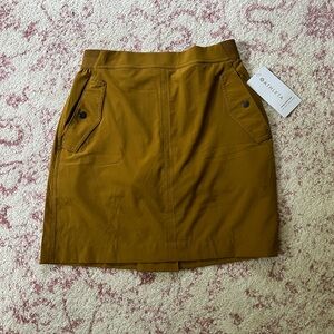 Athleta Vienna Cargo Skort Gold